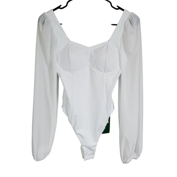 NWT Halara Puff SLeeve Square Neck Snap Bodysuit in White - XS - Picture 2 of 8